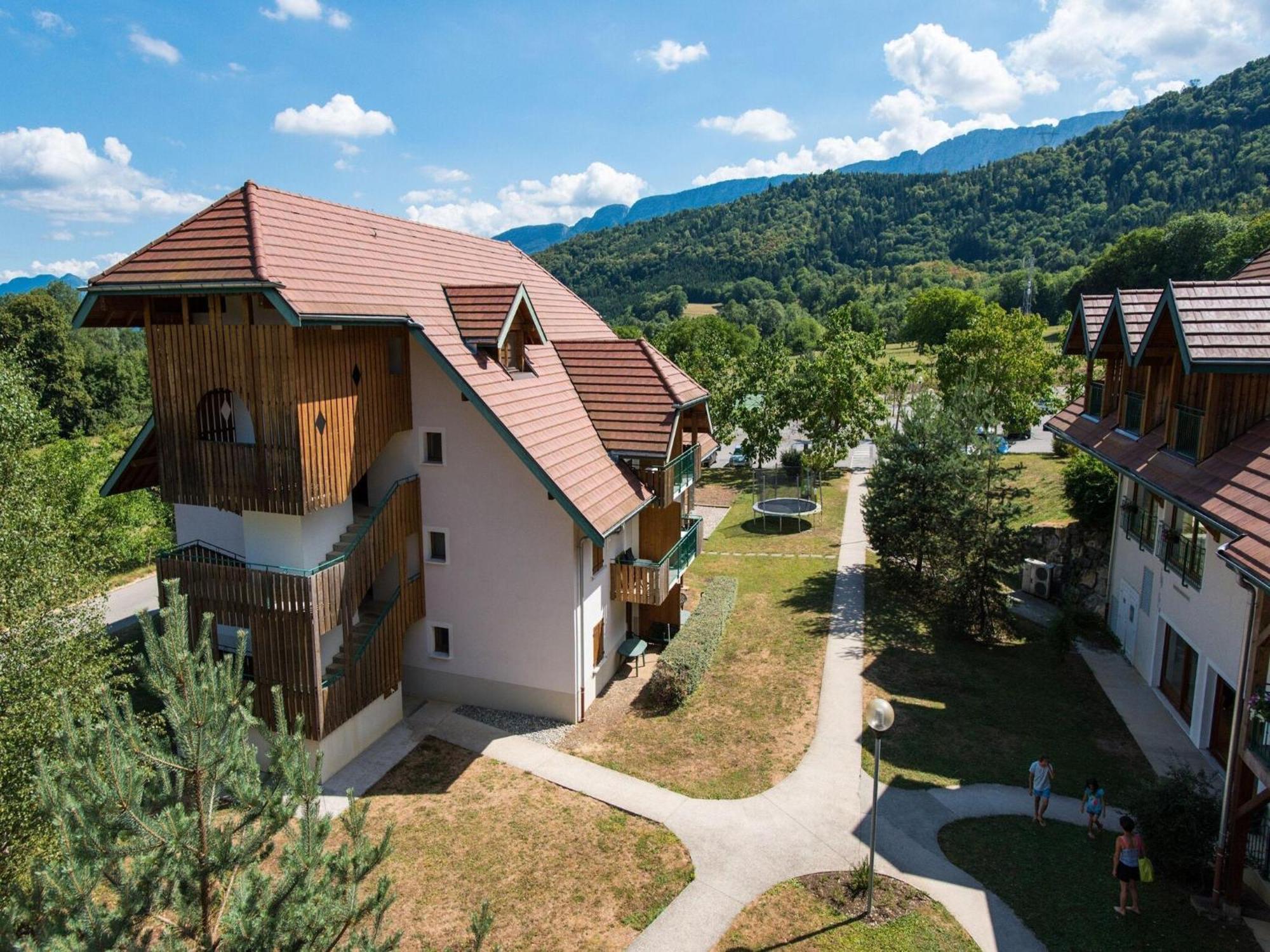 Great Holiday Home Near Lake Annecy Giez Екстер'єр фото